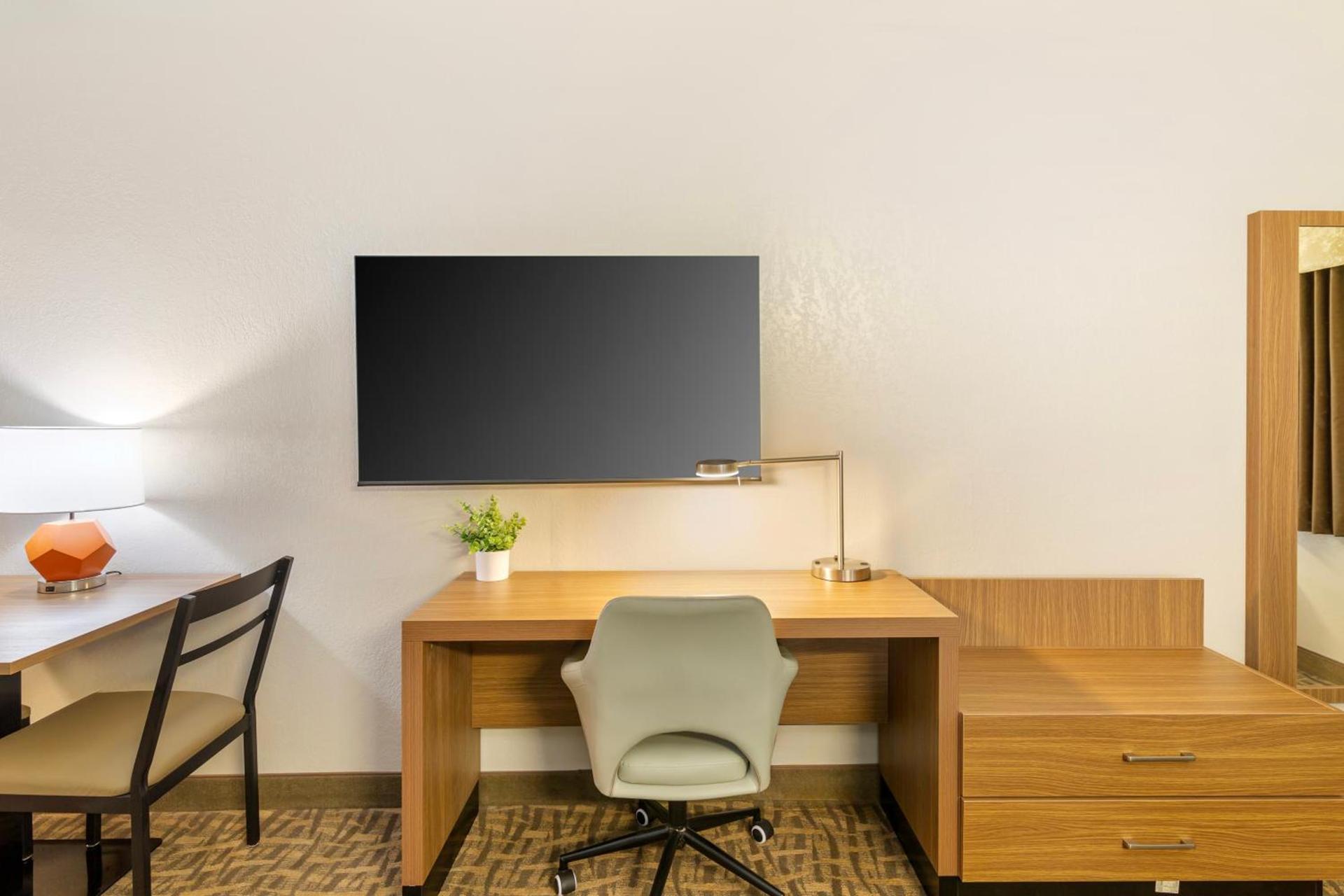 EverSpring Suites photo 26