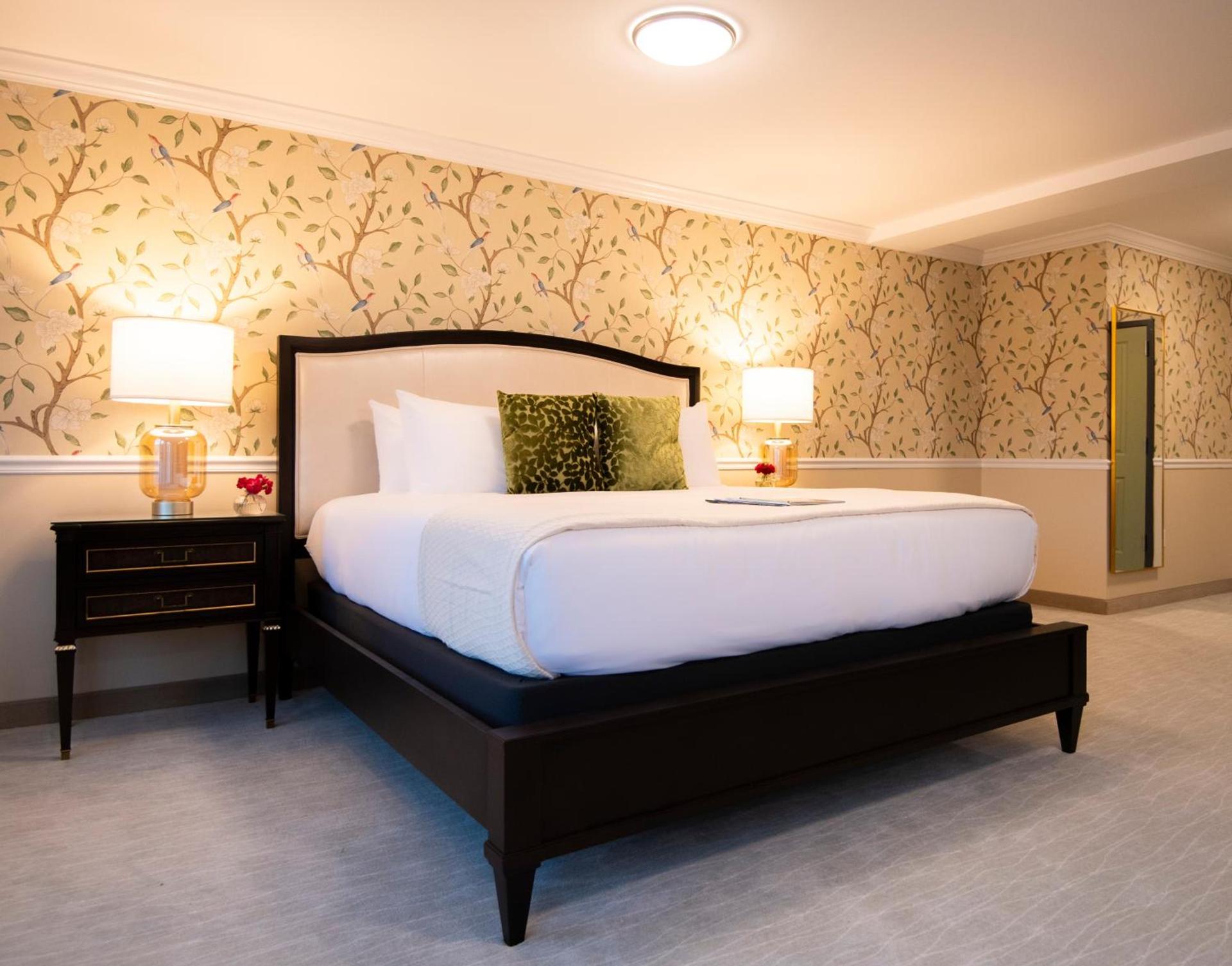 The Pathmaker Hotel photo 35