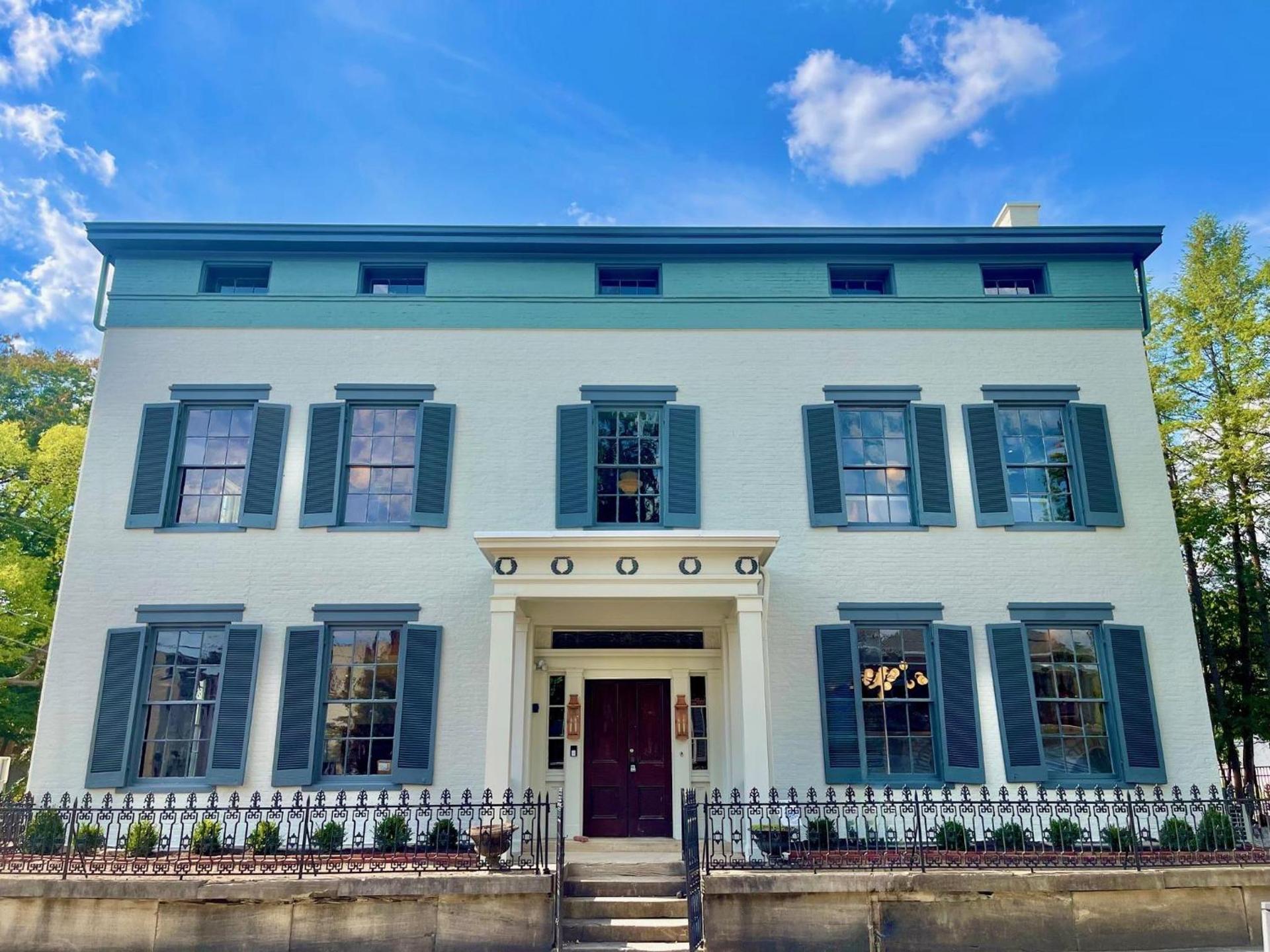 The Ashbrook Hotel — hotel in Frankfort