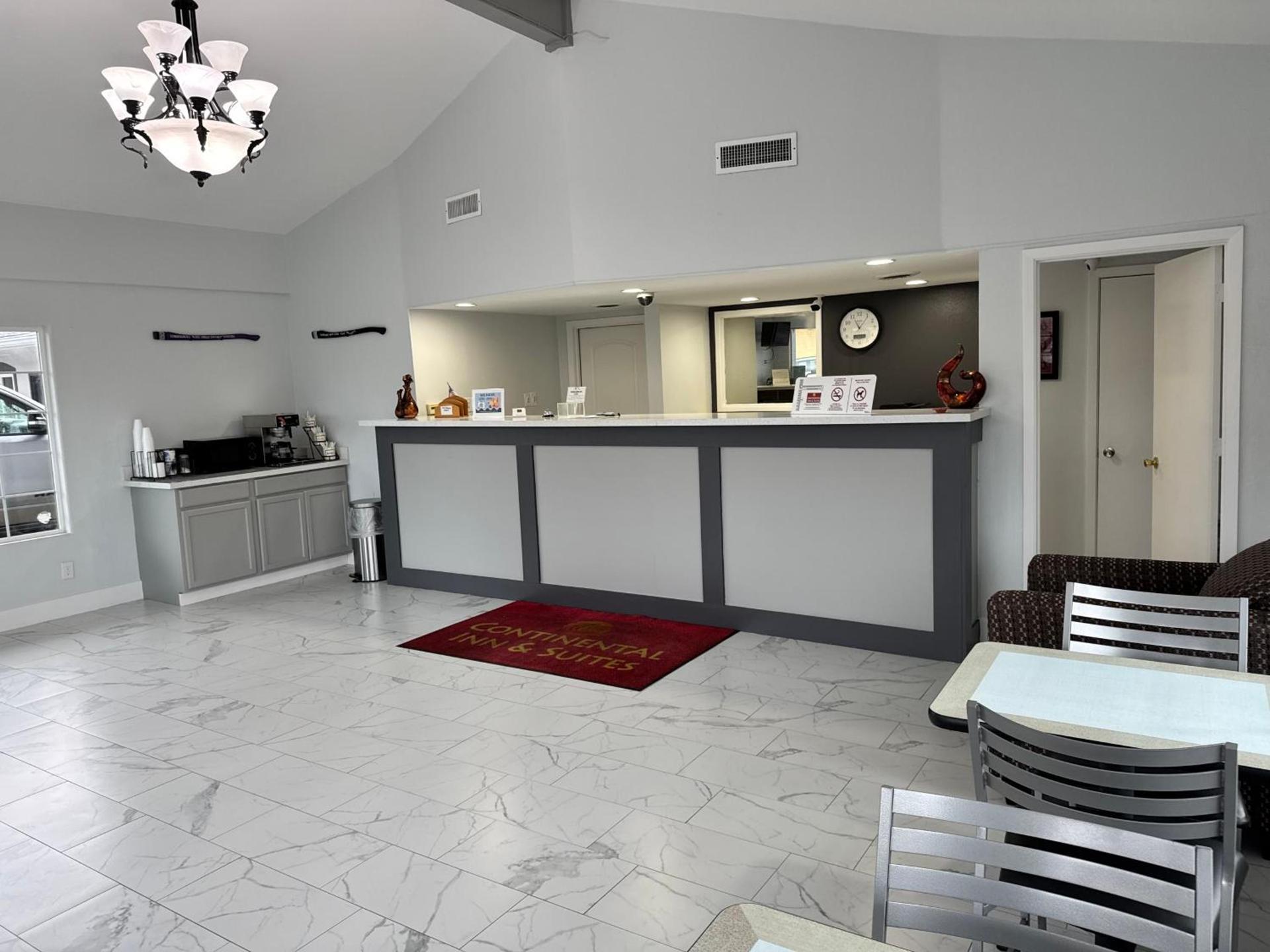 Continental Inn and Suites Nacogdoches TX SFA University Downtown photo 21