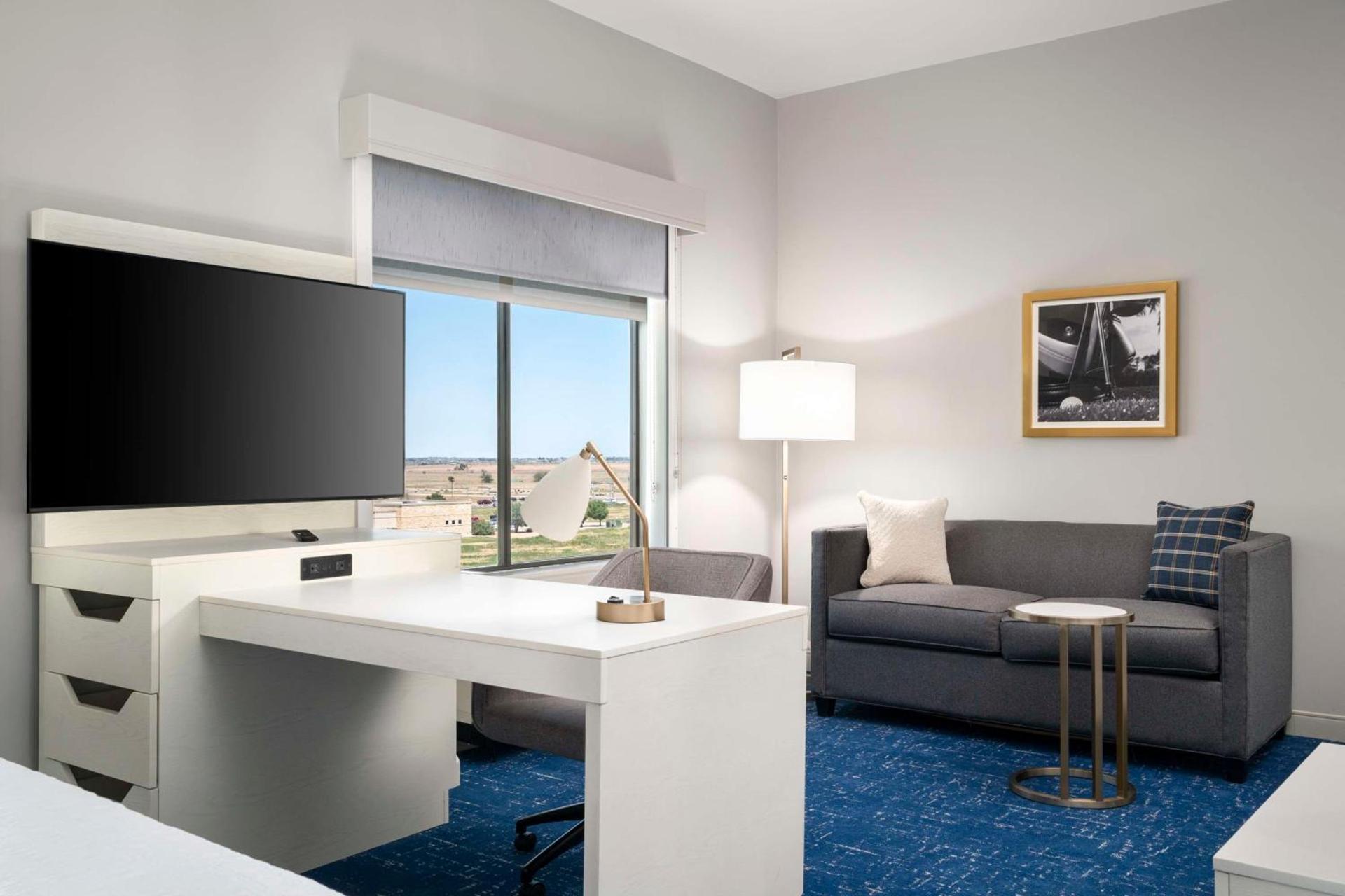 Hampton Inn & Suites Amarillo West photo 44