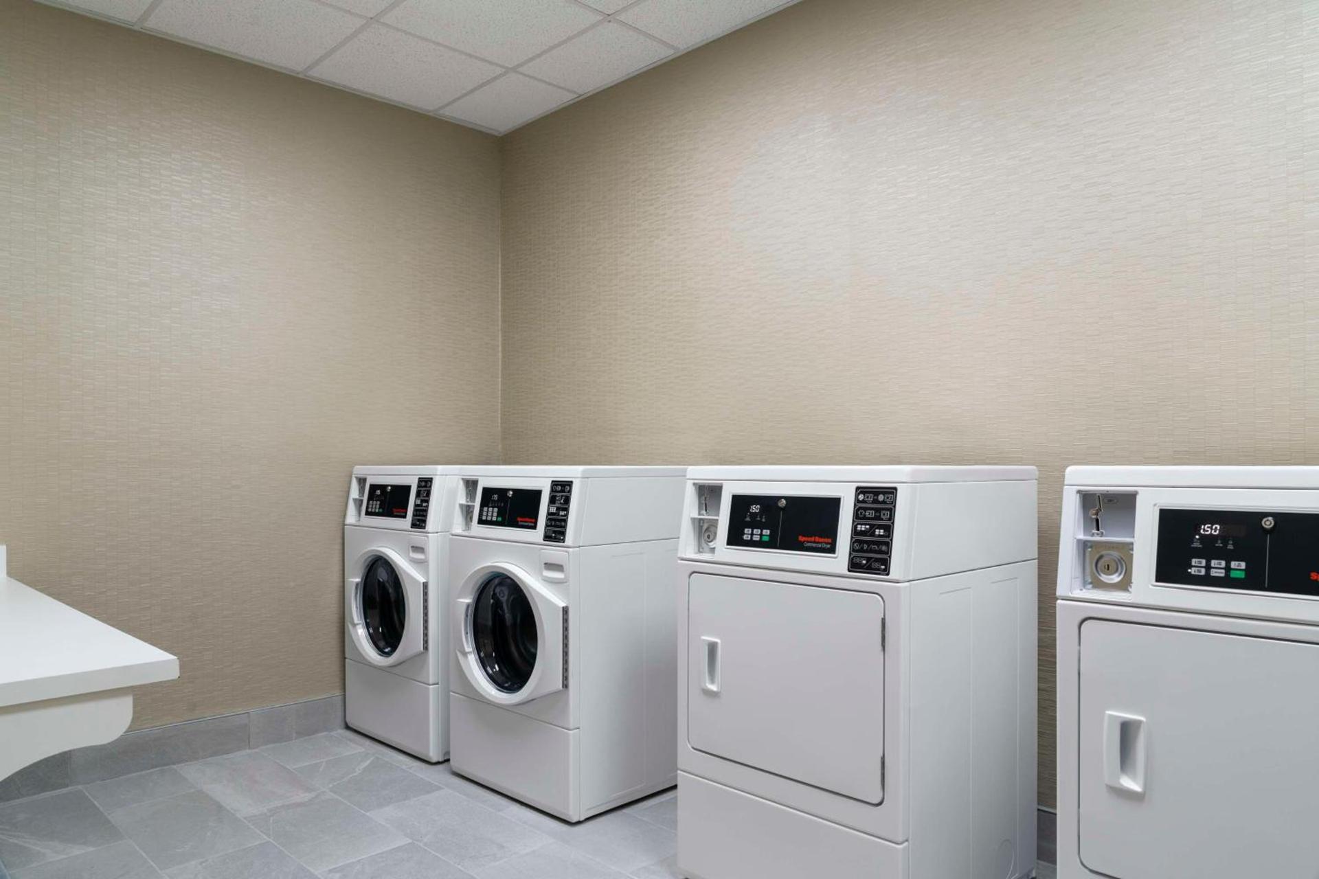 Hampton Inn & Suites Amarillo West photo 52