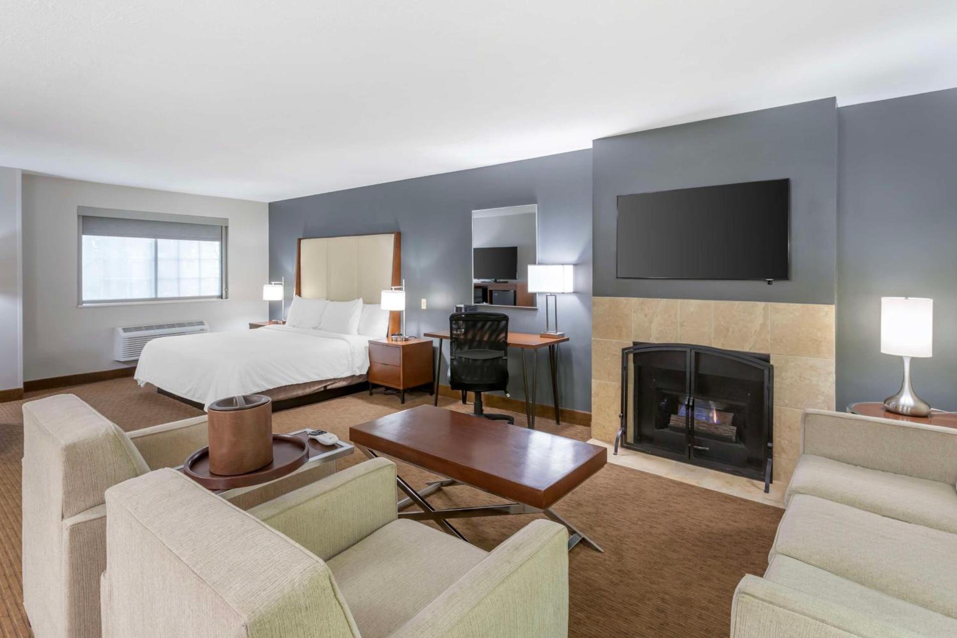 Best Western PLUS Cotton Tree Inn photo 4