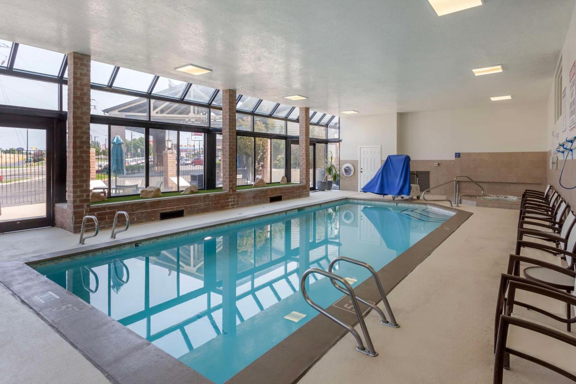Best Western PLUS Cotton Tree Inn photo 5