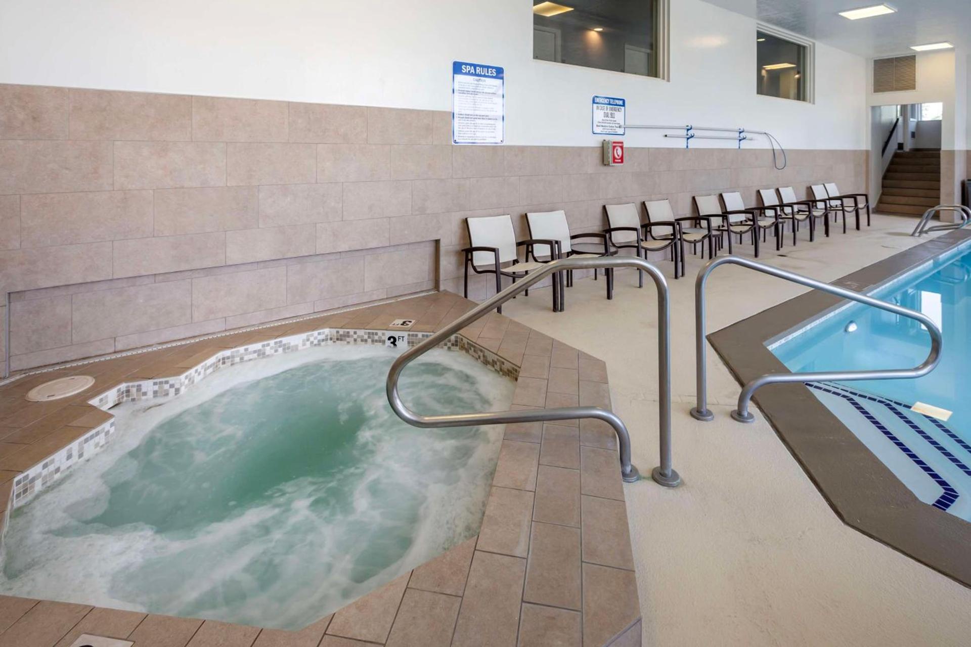 Best Western PLUS Cotton Tree Inn photo 7