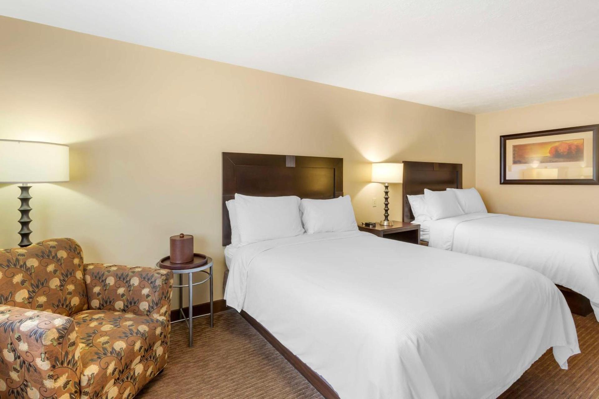 Best Western PLUS Cotton Tree Inn photo 21