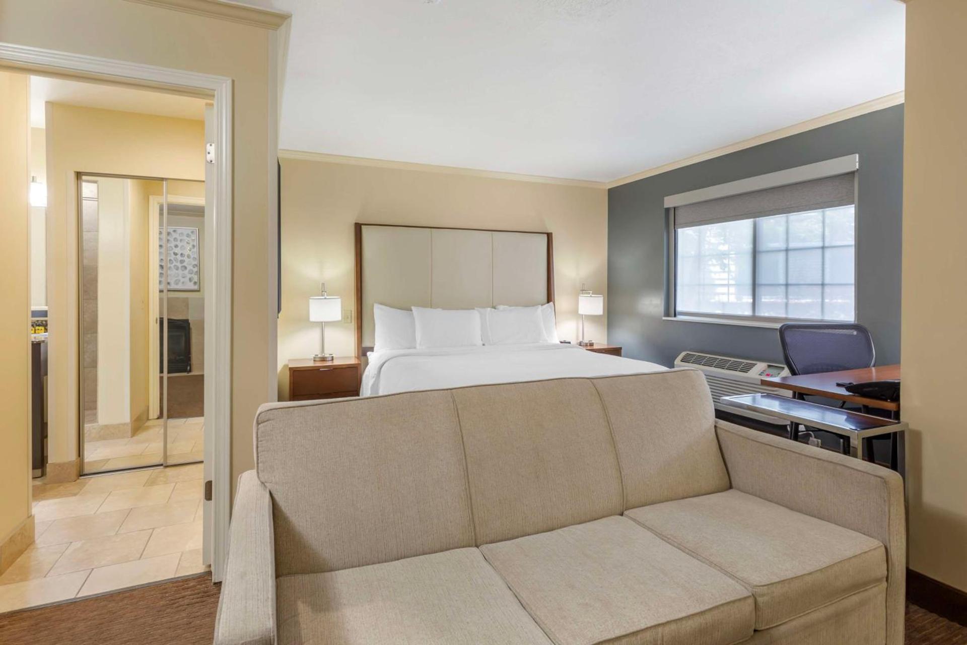 Best Western PLUS Cotton Tree Inn photo 37