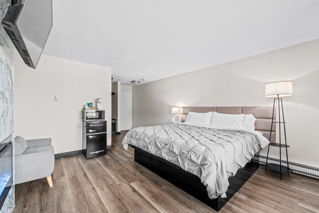 King Bed in Lux Boutique Hotel photo 47