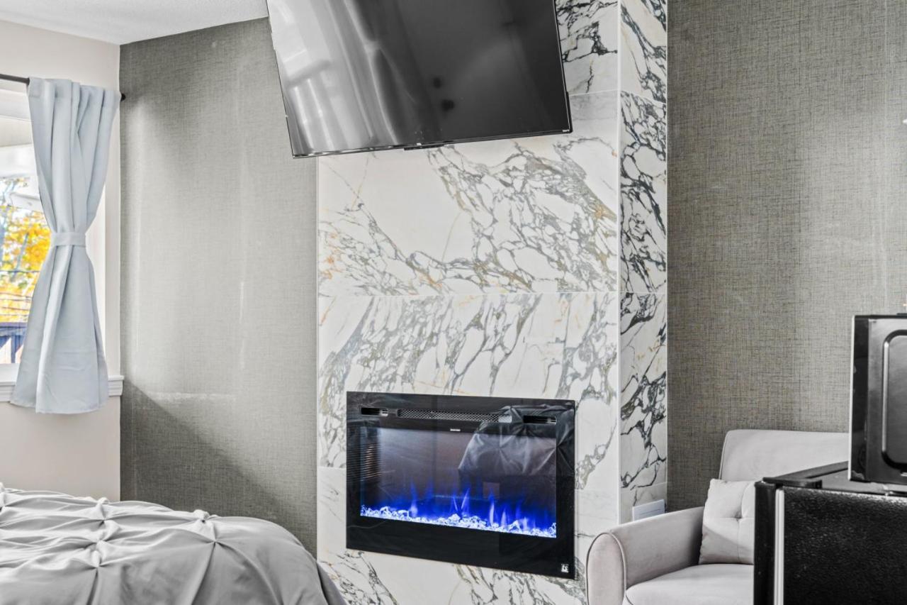 King Bed in Lux Boutique Hotel photo 36