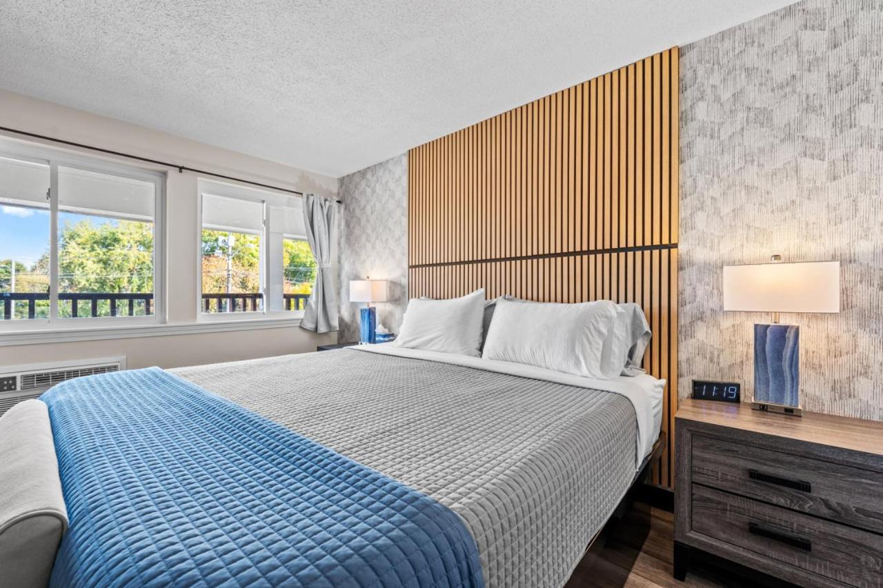 King Bed in Lux Boutique Hotel photo 3