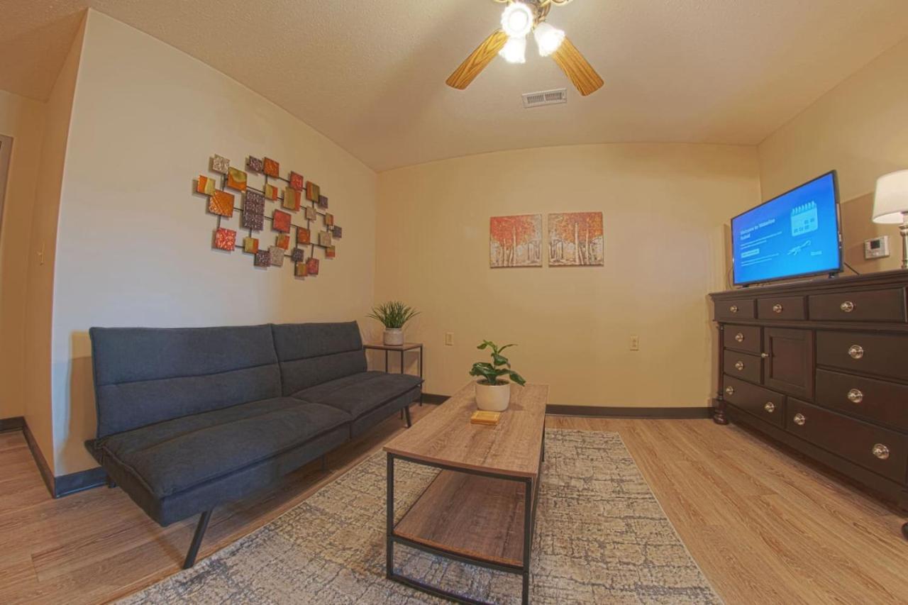 Waterloo Suites King photo 16