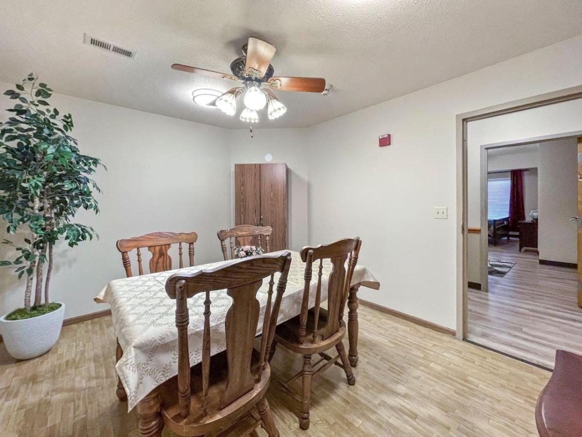 Waterloo Suites King photo 14