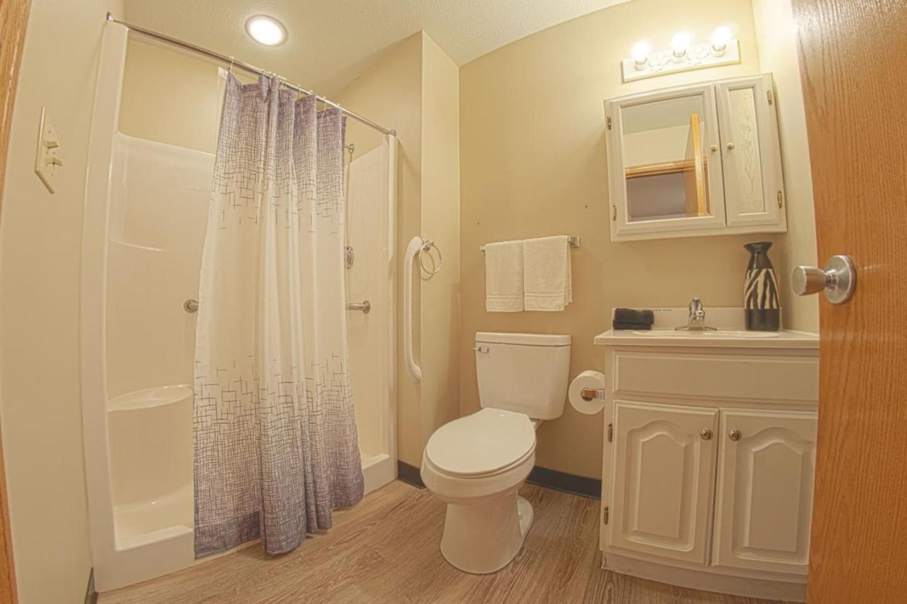 Waterloo Suites King photo 8