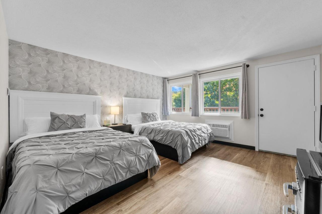 Luxury Double Bed Near Beaches Modern Updates photo 24