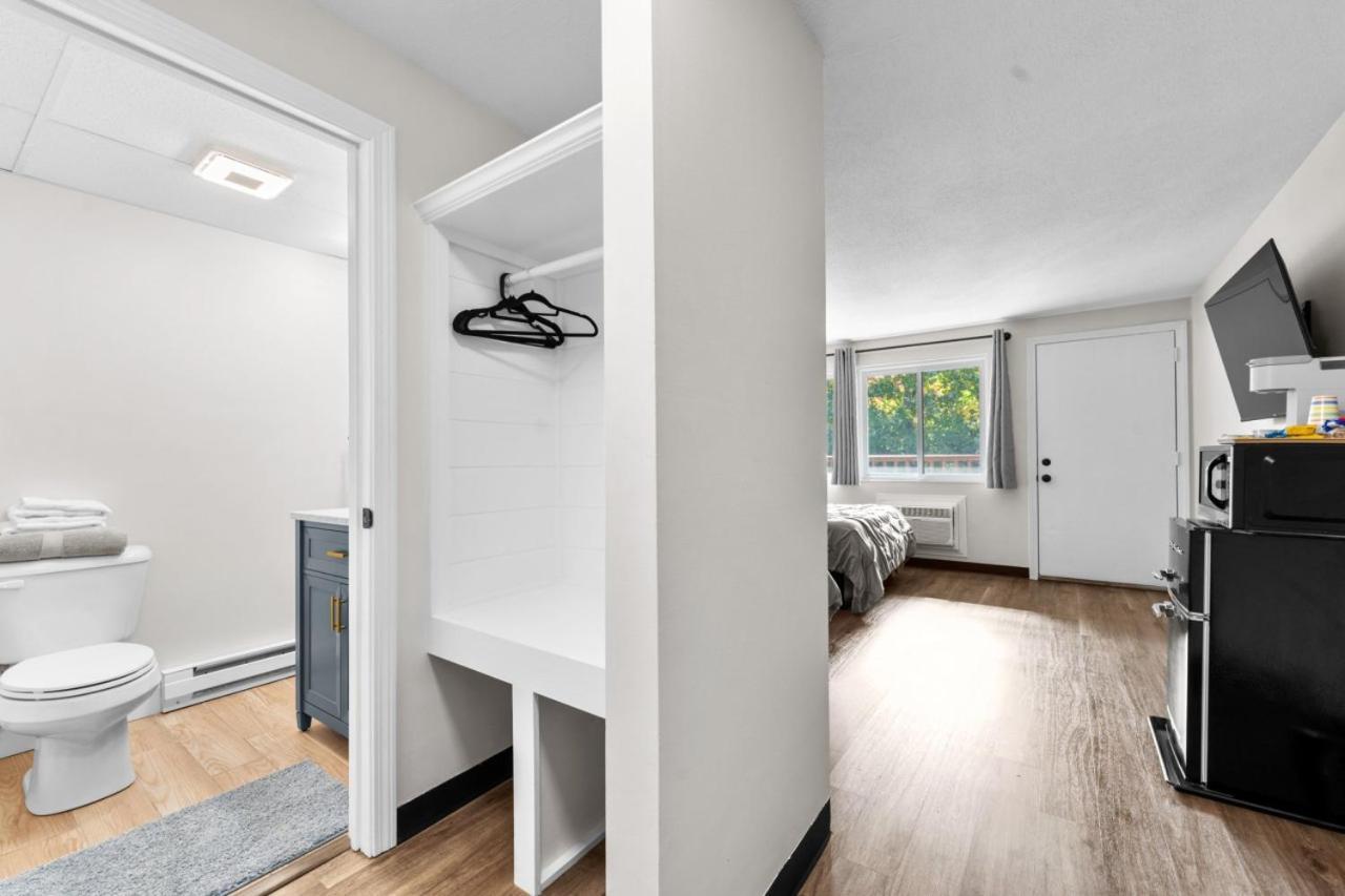 Luxury Double Bed Near Beaches Modern Updates photo 17