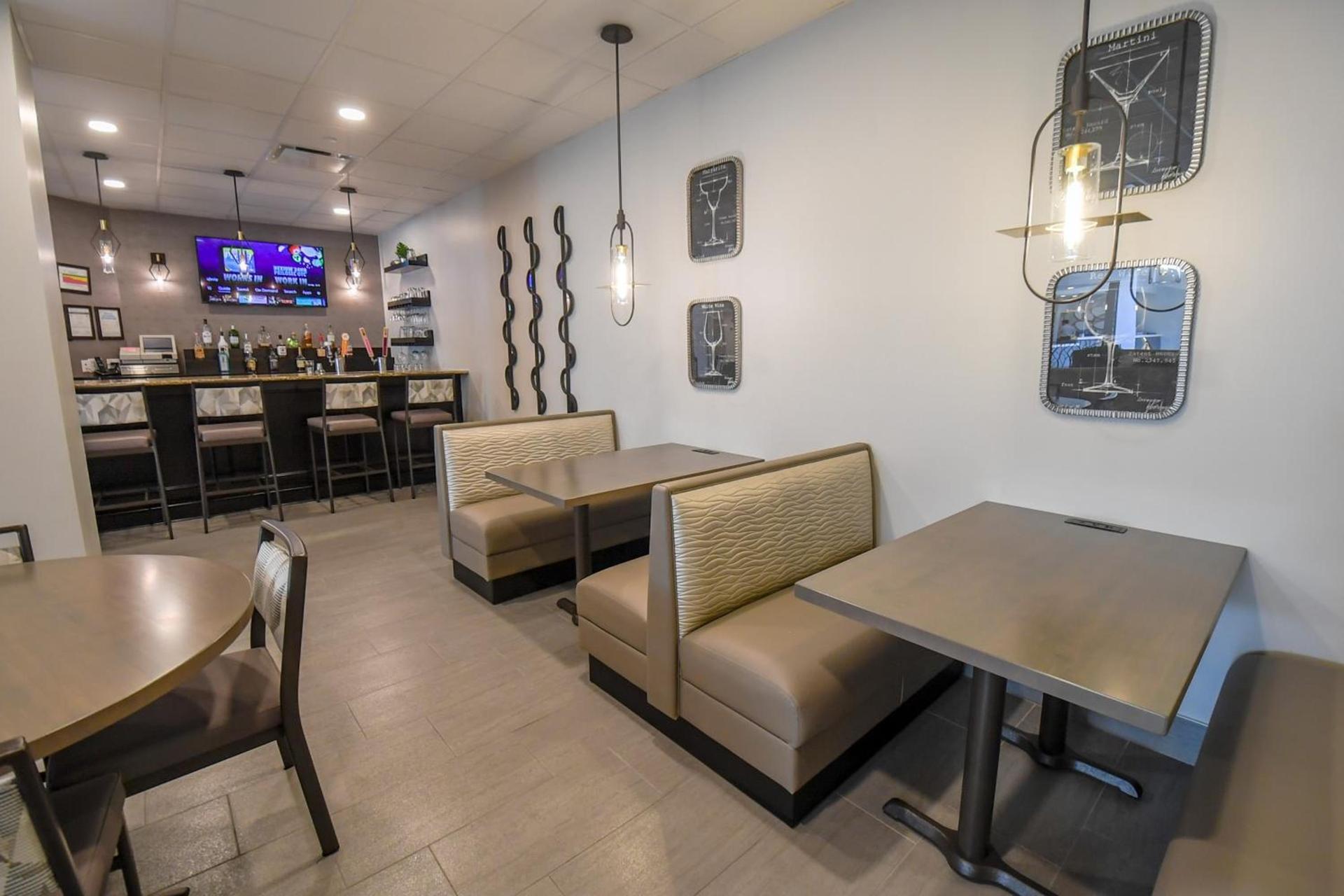 Euro-Suites Hotel photo 5