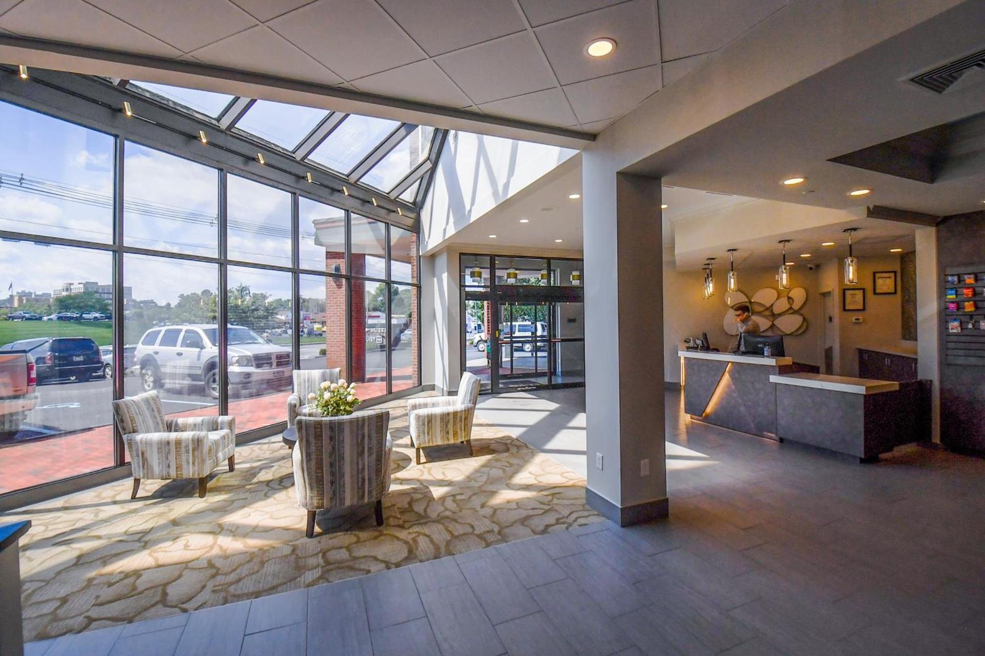 Euro-Suites Hotel photo 2