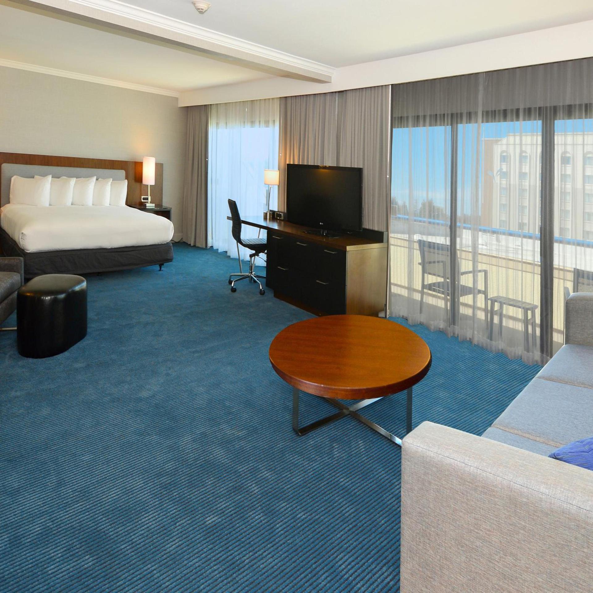 DoubleTree by Hilton Newark-Fremont photo 55