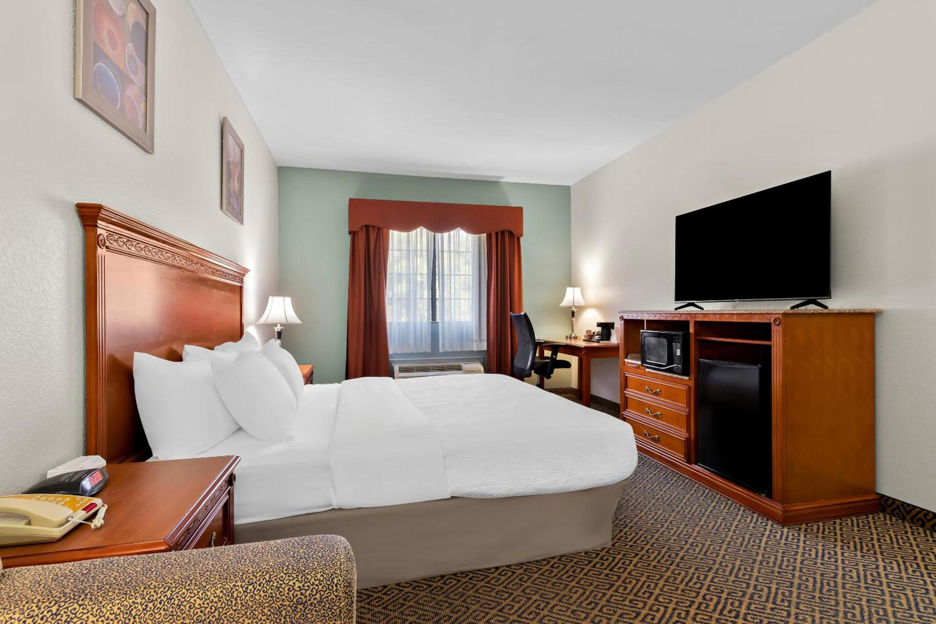 Quality Inn & Suites McAlester on Hwy 69 photo 66