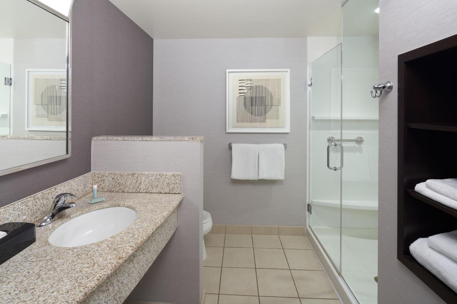 Courtyard by Marriott Glassboro Rowan University photo 20