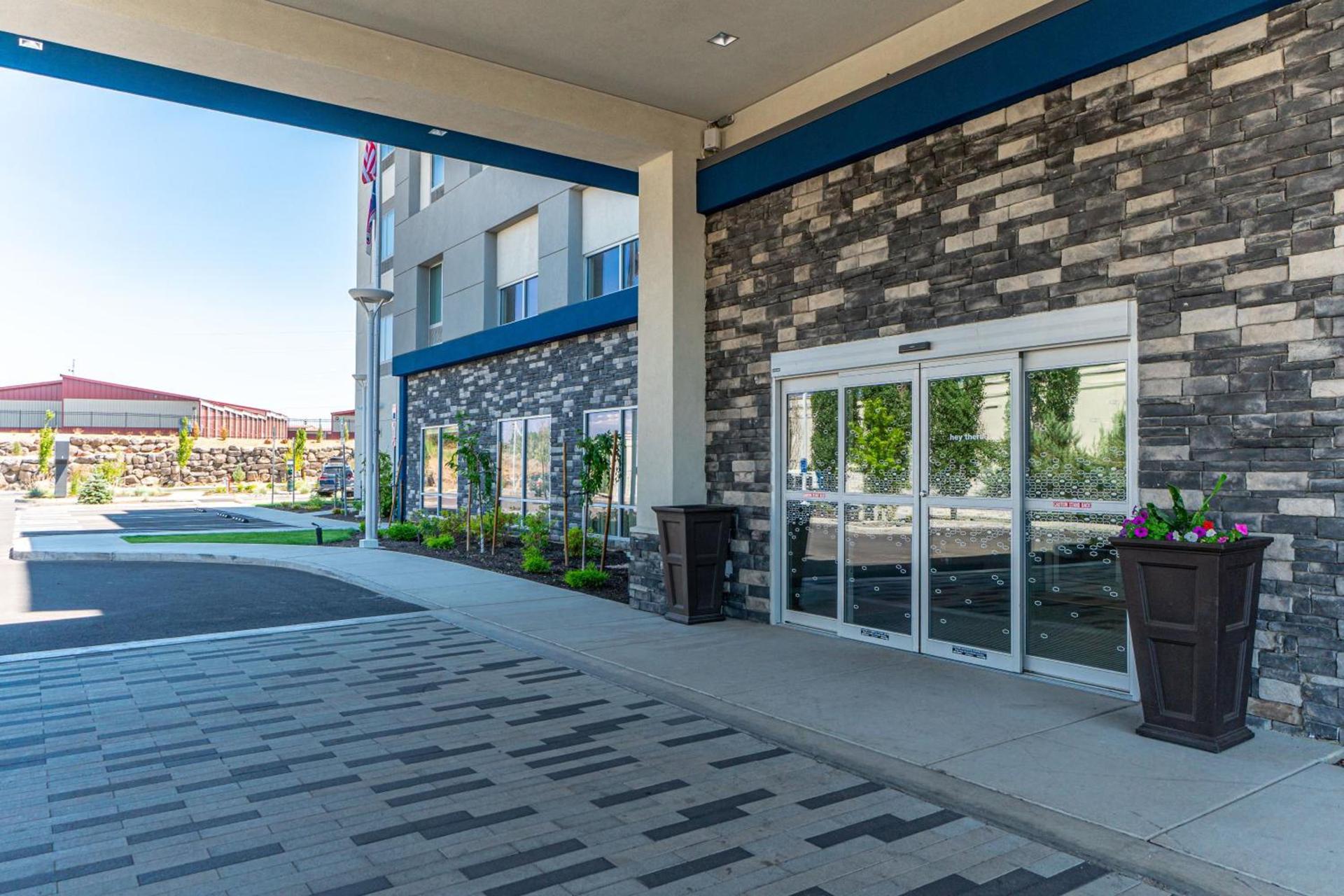 Hampton Inn Redmond Bend Airport photo 33