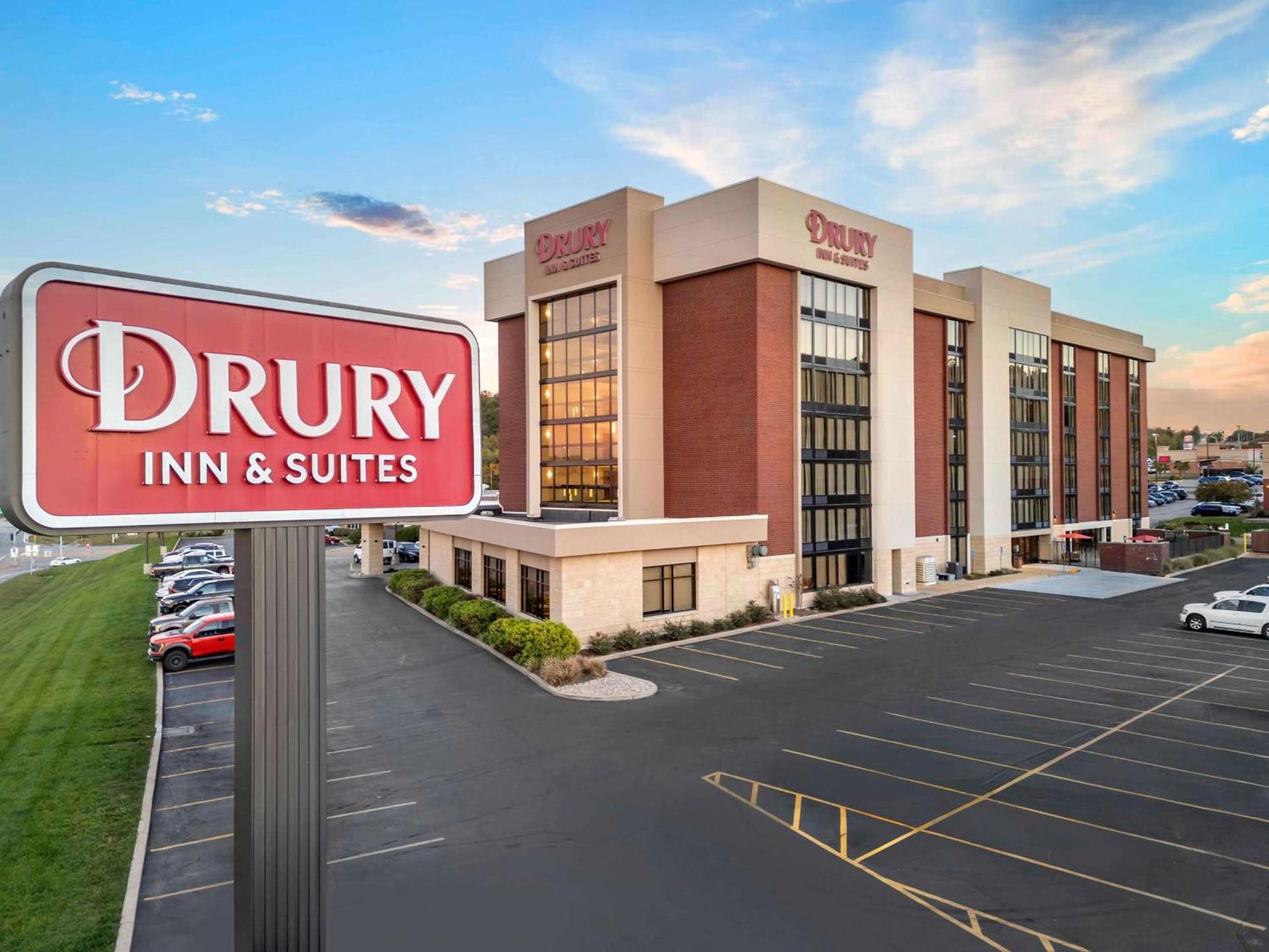 Drury Inn & Suites St. Louis-Southwest photo 4