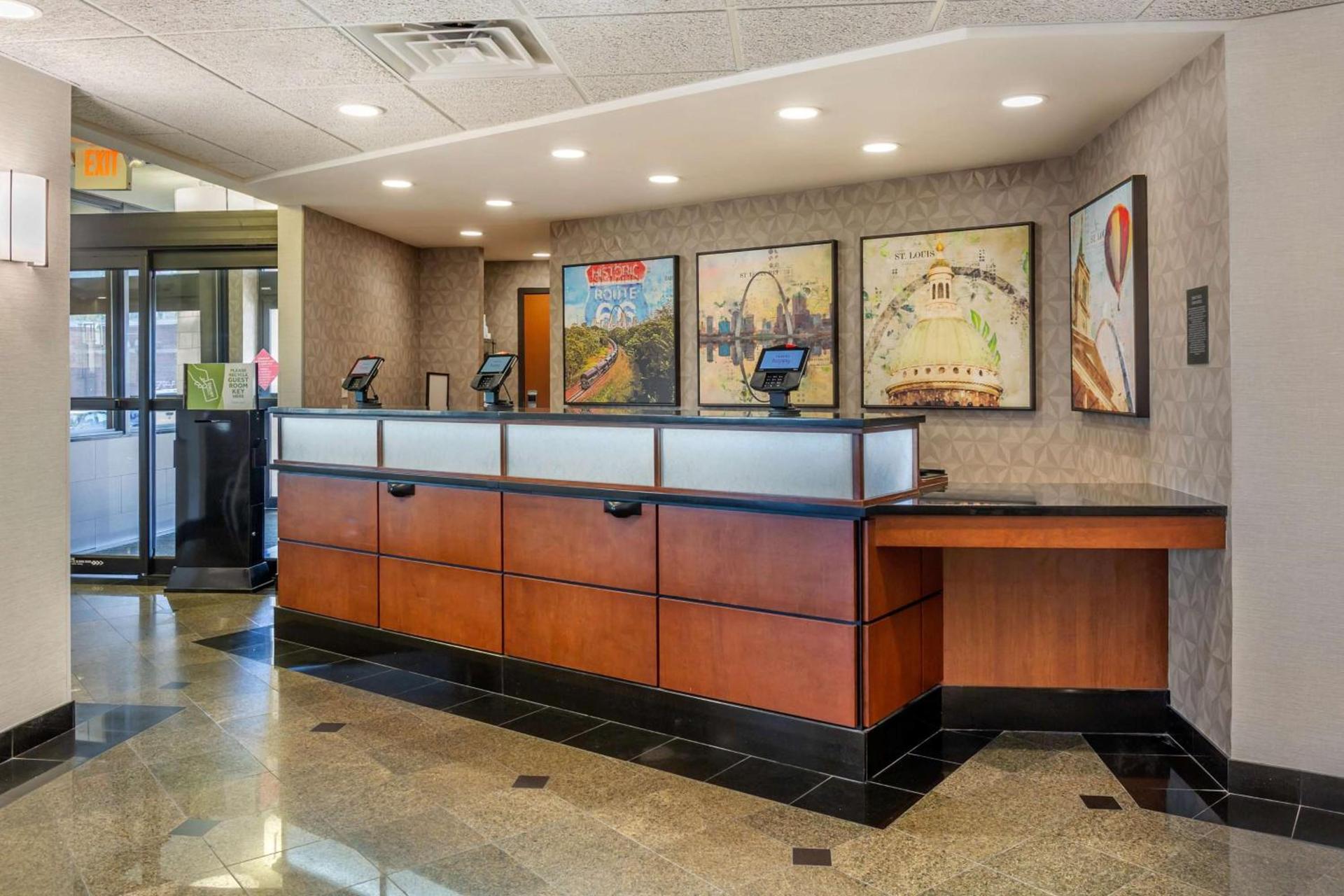 Drury Inn & Suites St. Louis-Southwest photo 5