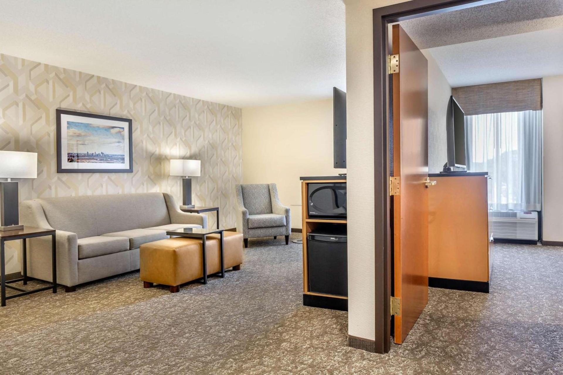 Drury Inn & Suites St. Louis-Southwest photo 17