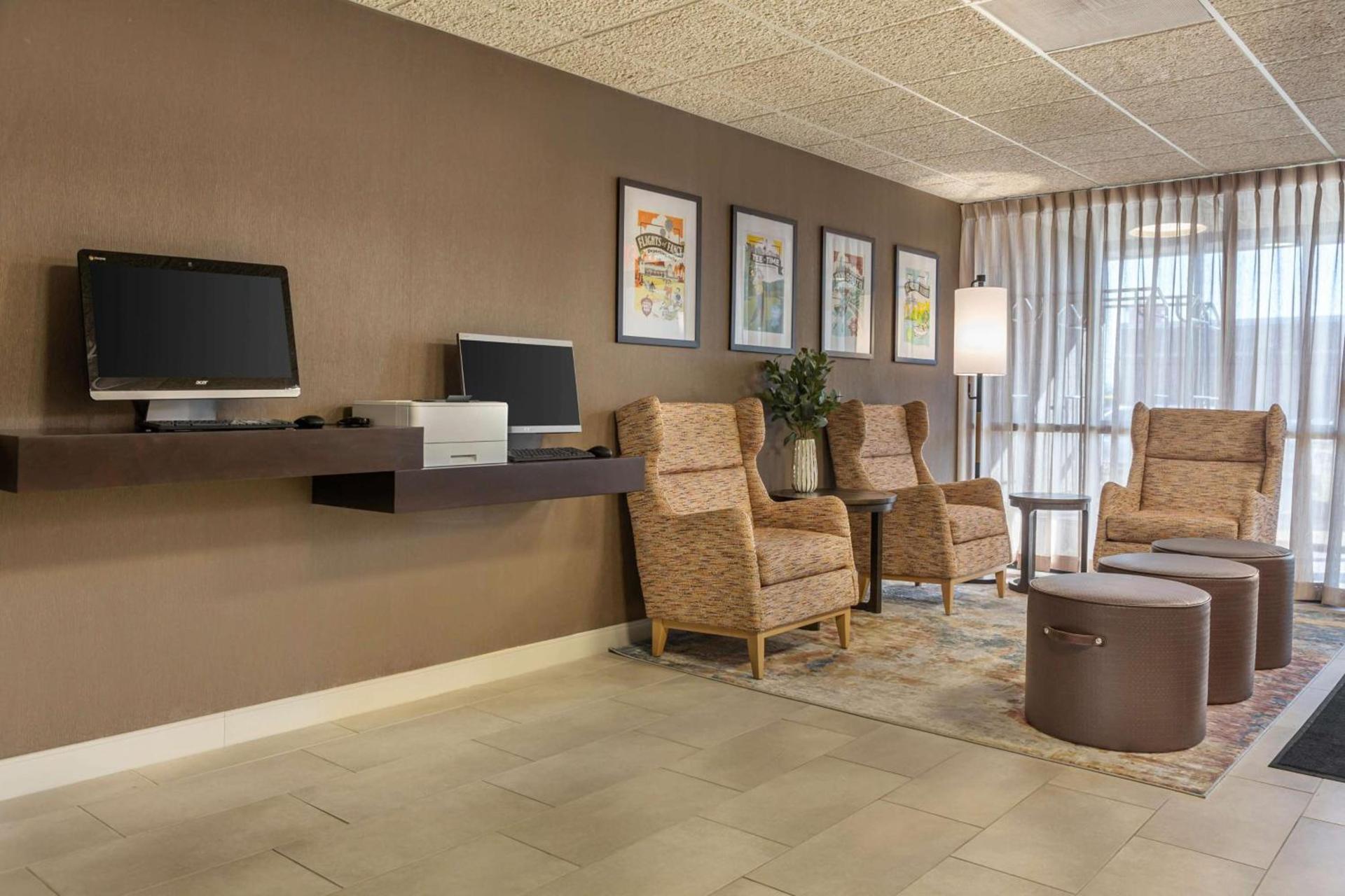 Drury Inn & Suites St. Louis-Southwest photo 44