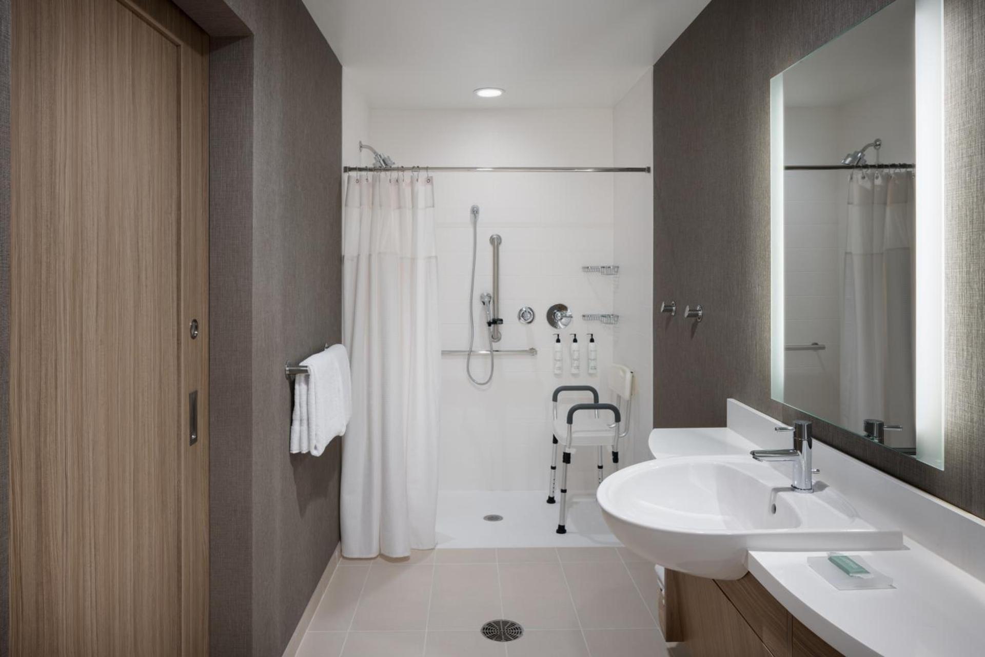 SpringHill Suites by Marriott Bowling Green photo 4