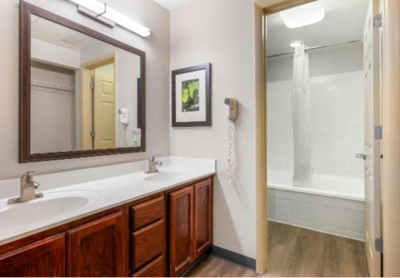 Extended Stay America Suites - Indianapolis - Airport - W Southern Ave photo 76