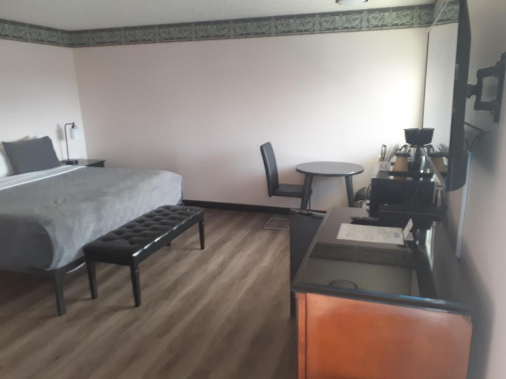 Coast Riders Inn photo 60