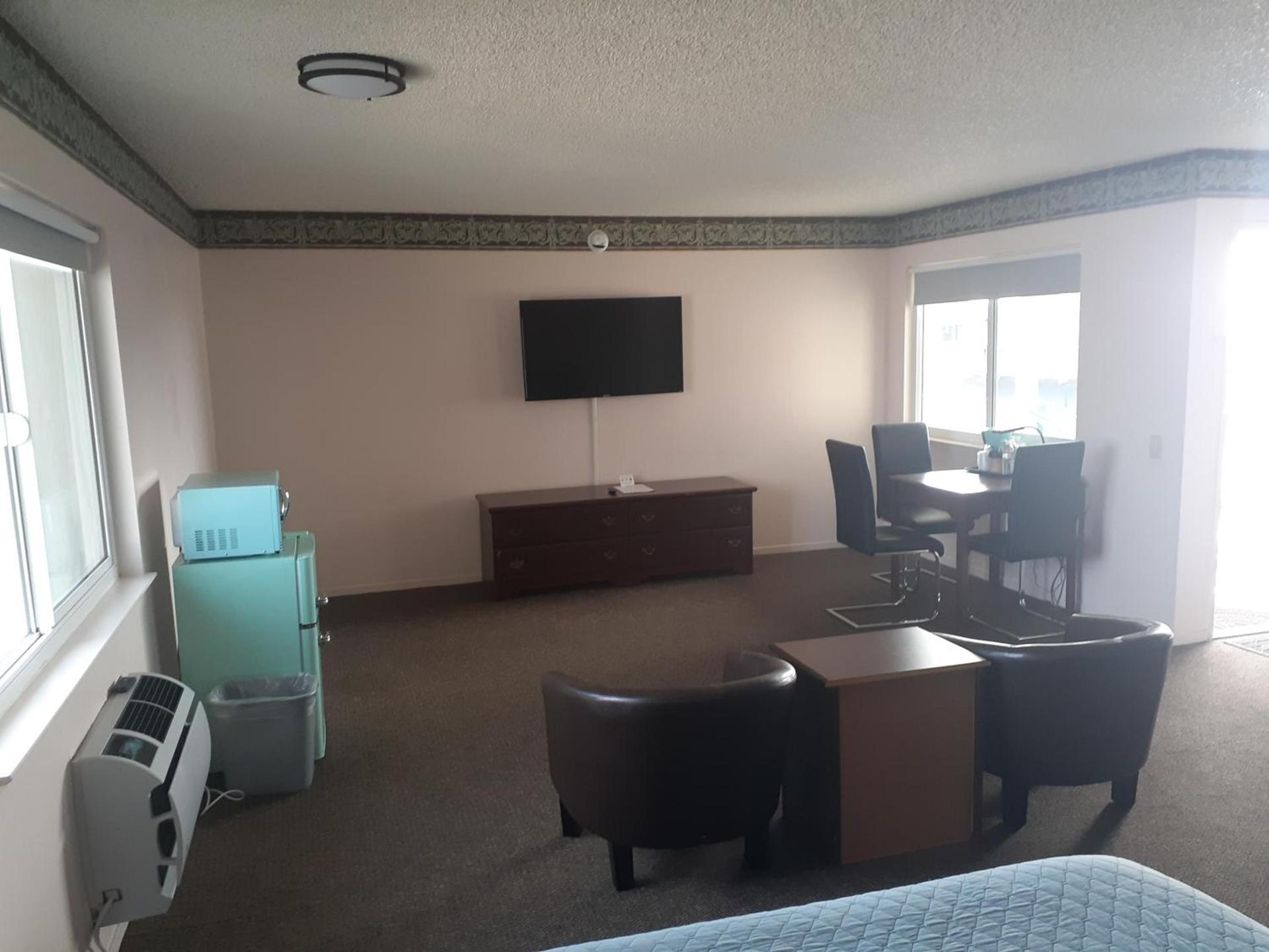 Coast Riders Inn photo 65