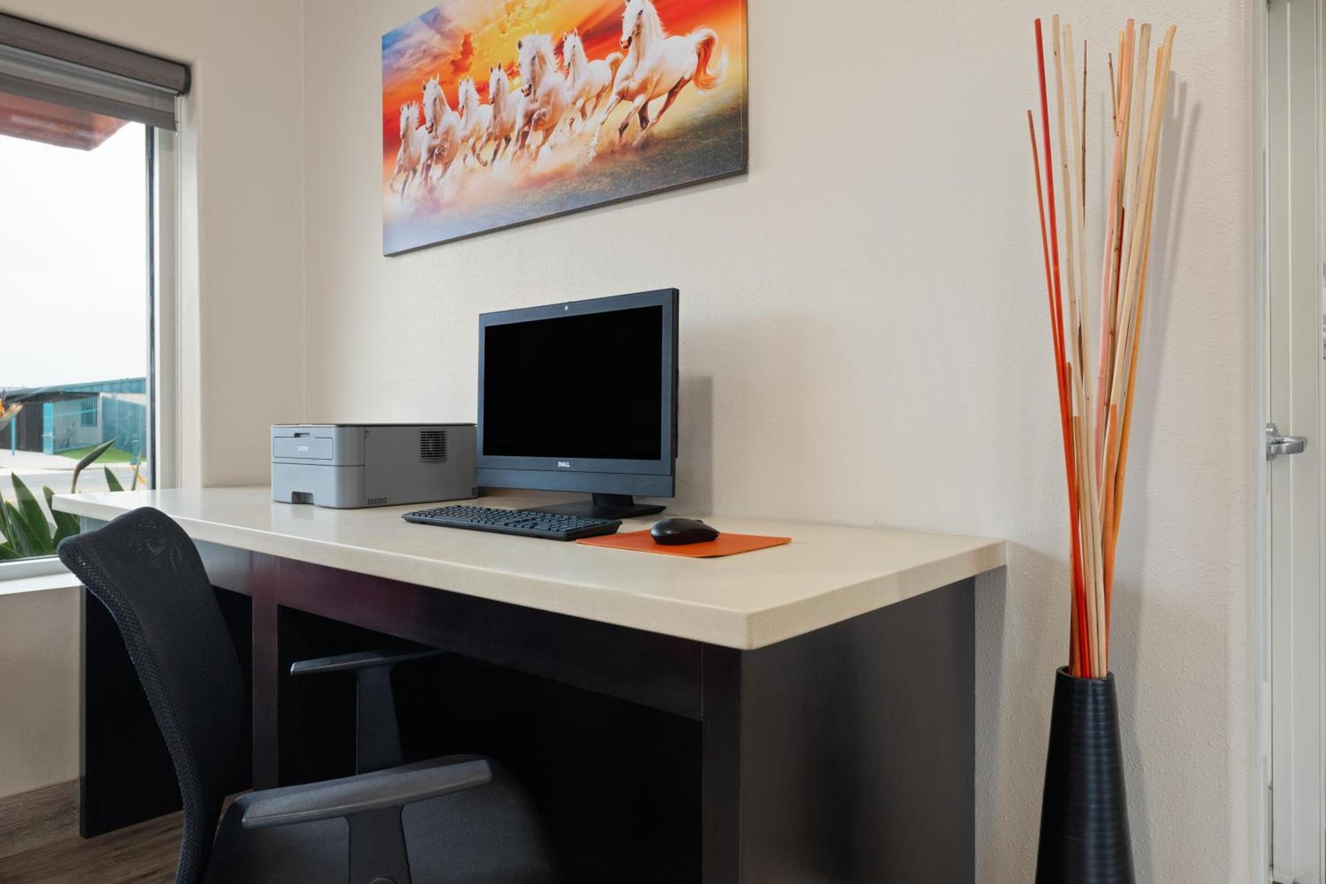 Solara Inn and Suites photo 29