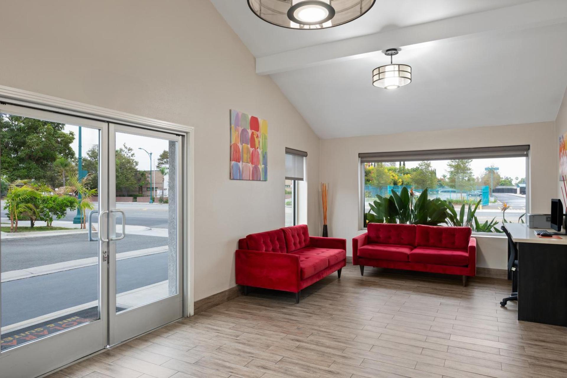 Solara Inn and Suites photo 26