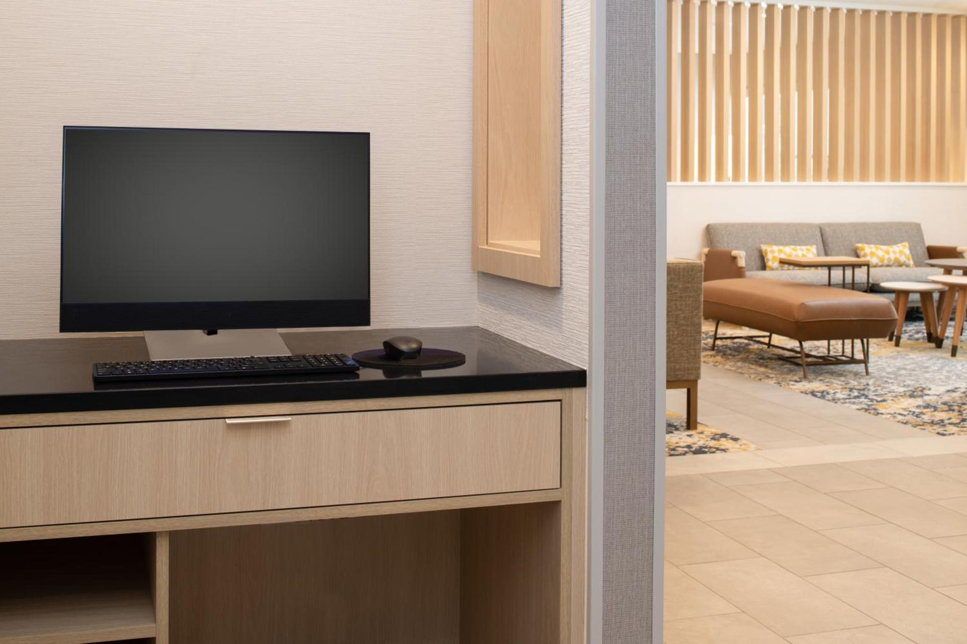 TownePlace Suites by Marriott Eugene photo 37