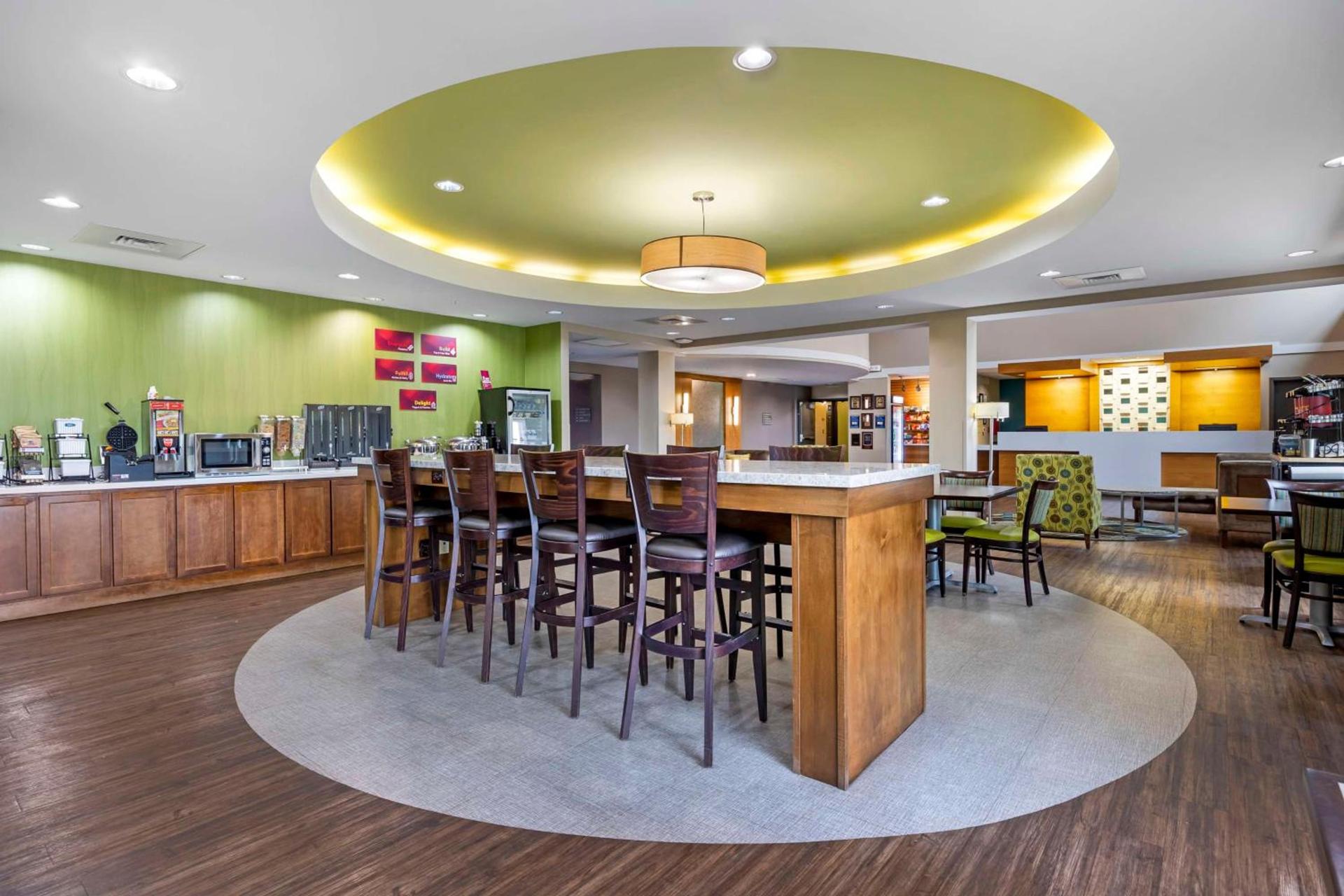 Best Western Plus Patterson Park Inn photo 5