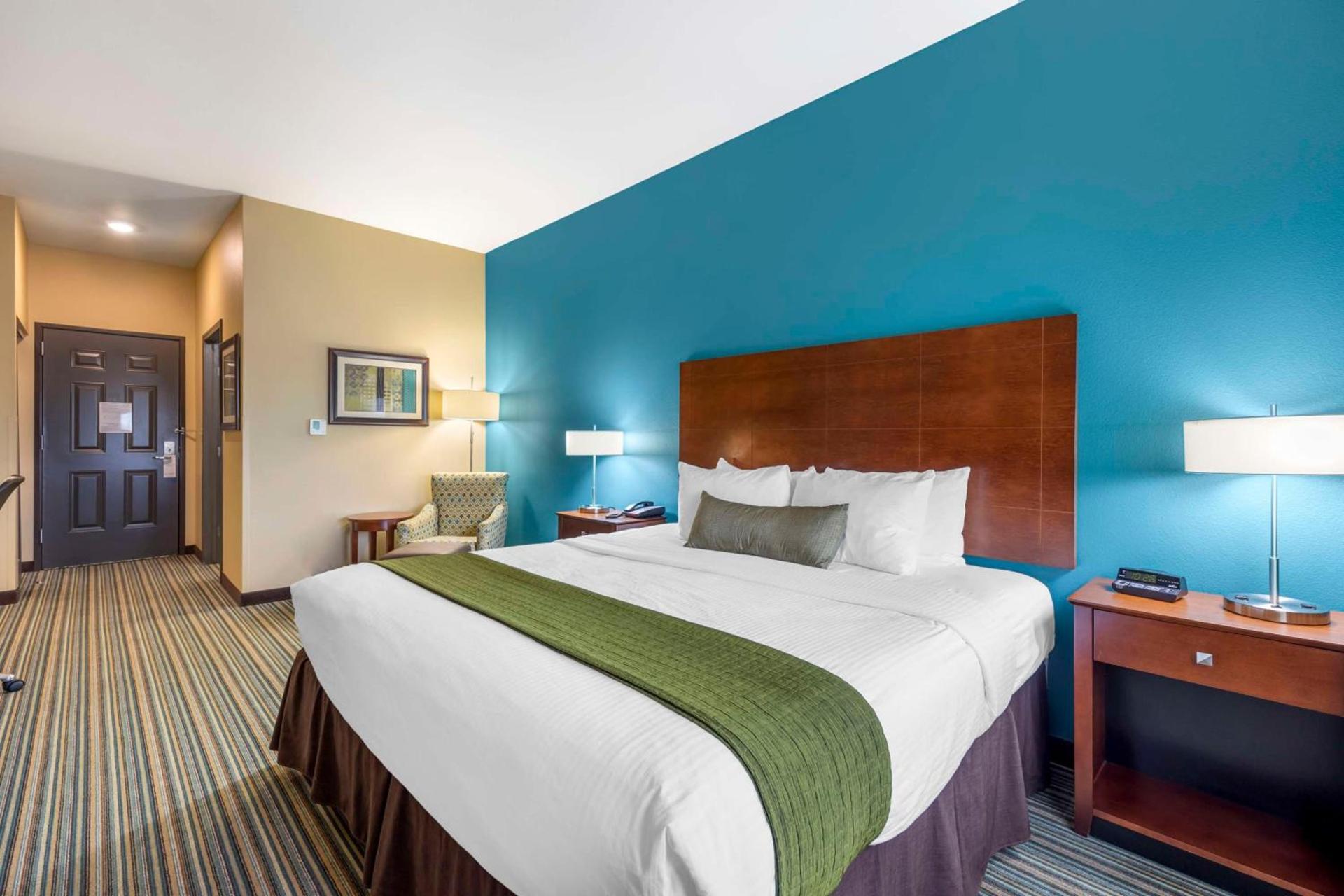 Best Western Plus Patterson Park Inn photo 9