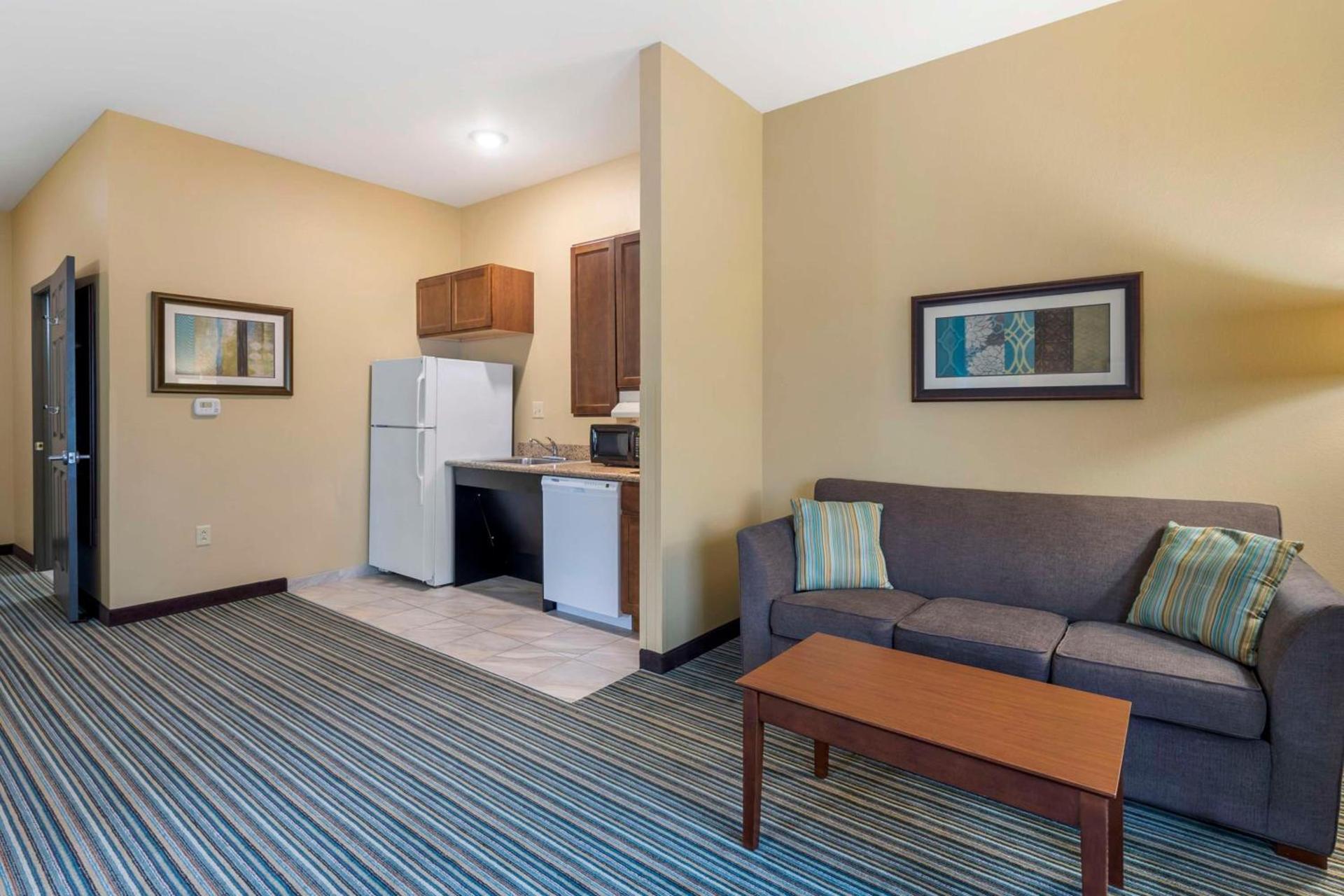 Best Western Plus Patterson Park Inn photo 12