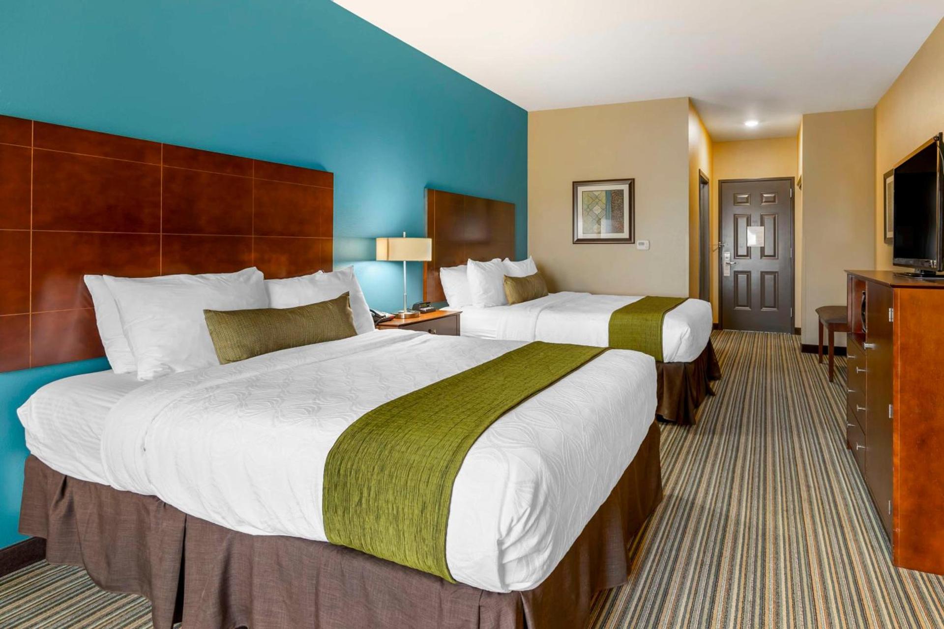 Best Western Plus Patterson Park Inn photo 17