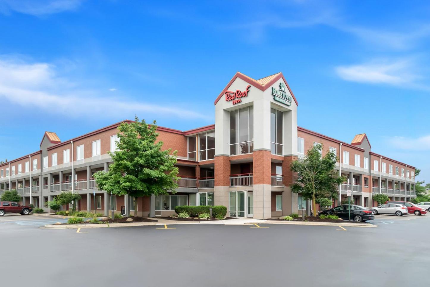 Red Roof Inn Auburn Hills photo 2