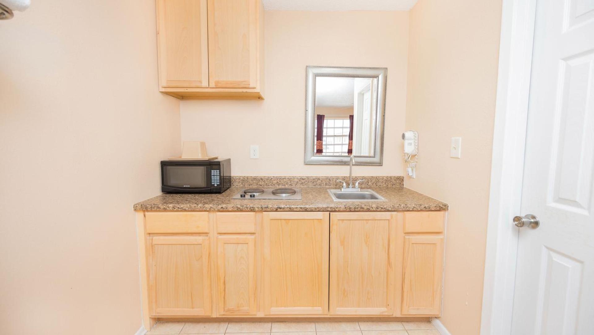 Regency Inn Hondo photo 31