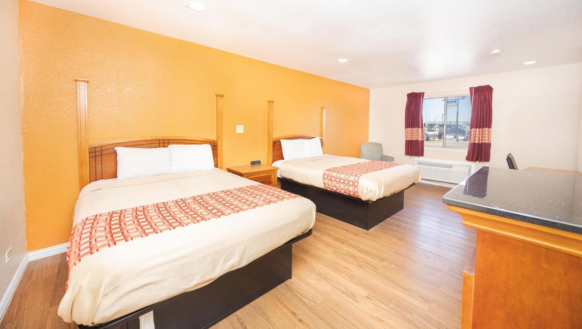 Regency Inn Hondo photo 28