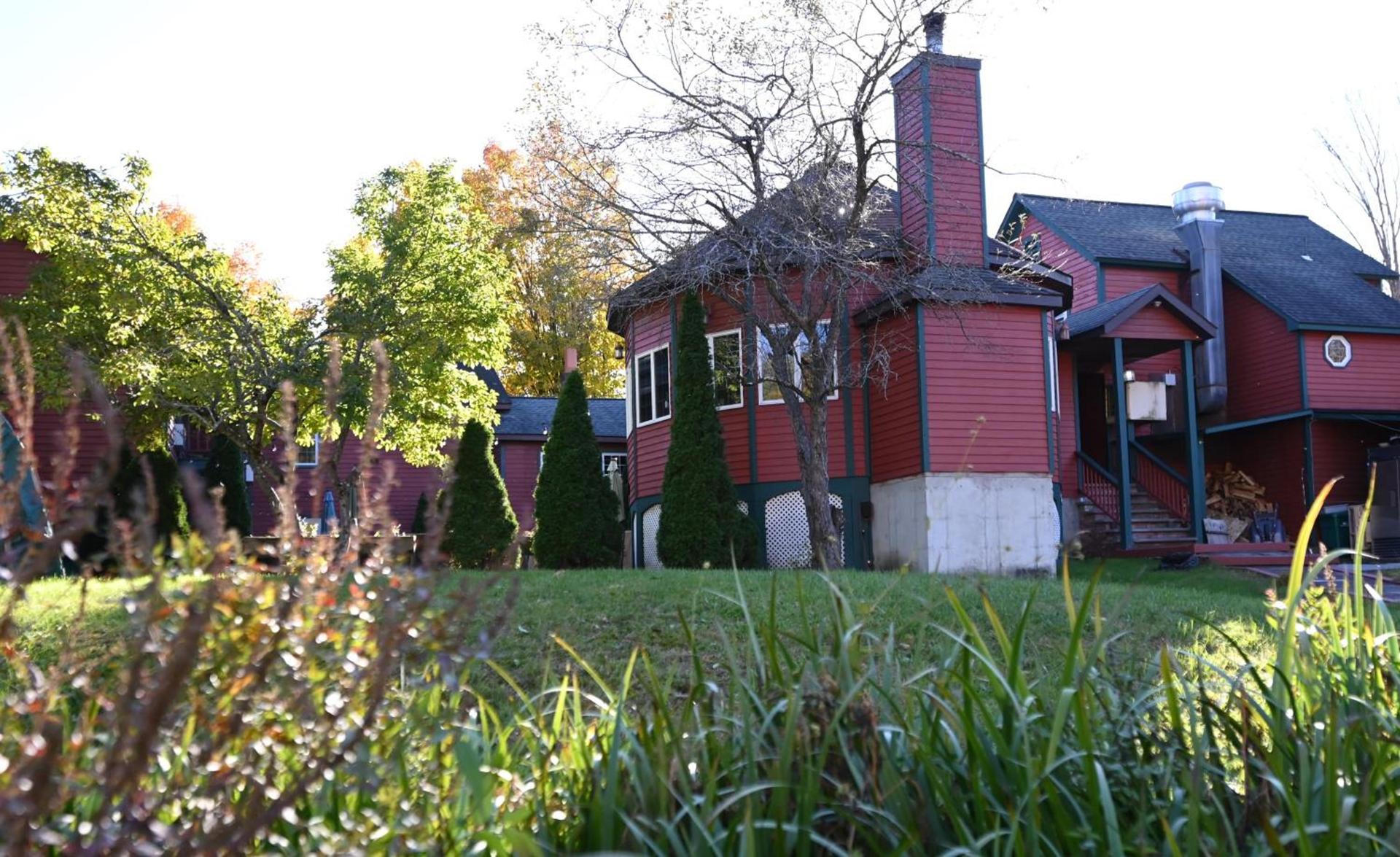 La Perla Restaurant & Country Inn photo 1
