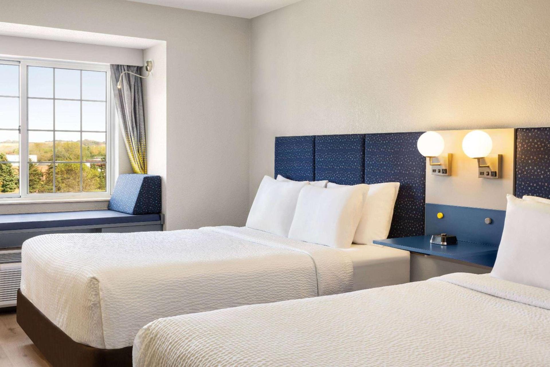 Microtel Inn & Suites by Wyndham New Ulm photo 15