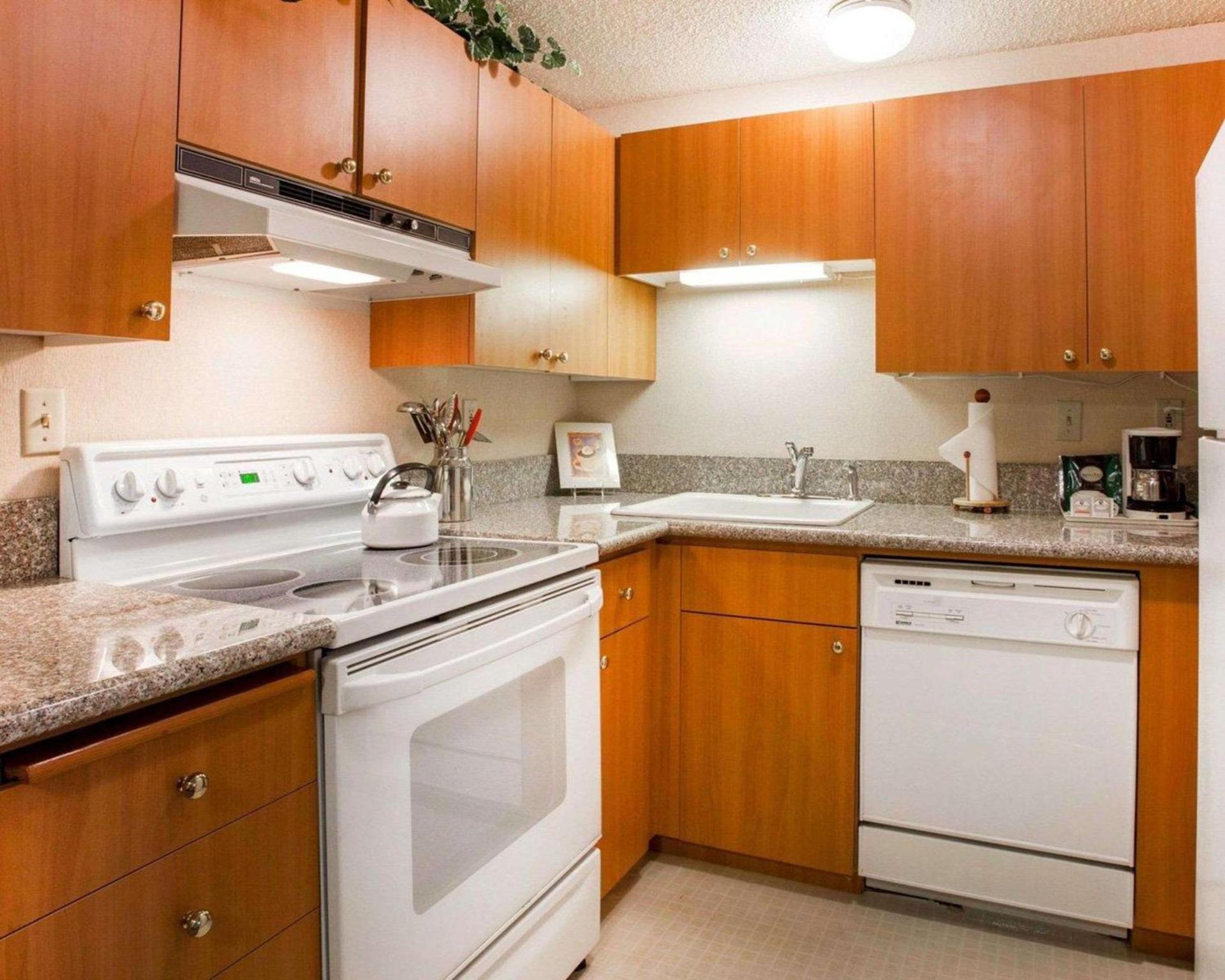 Quality Inn Kirkland photo 24