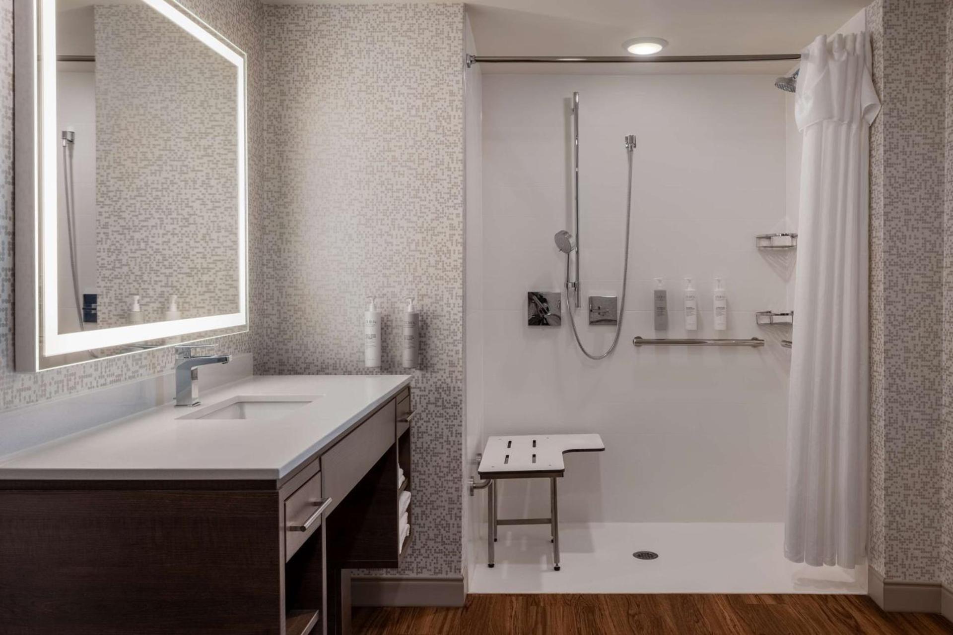 Home2 Suites By Hilton Ankeny photo 35