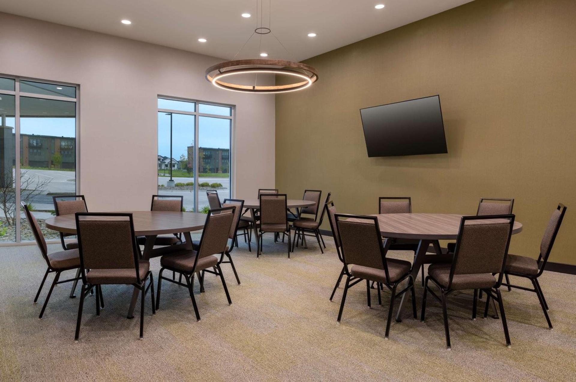 Home2 Suites By Hilton Ankeny photo 52