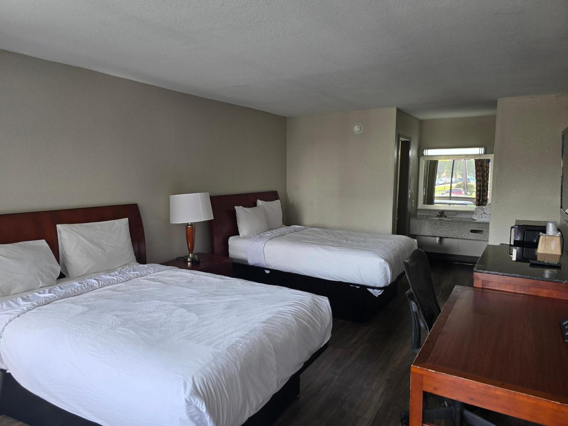 Motel 6 Raleigh, NC – Downtown South photo 26