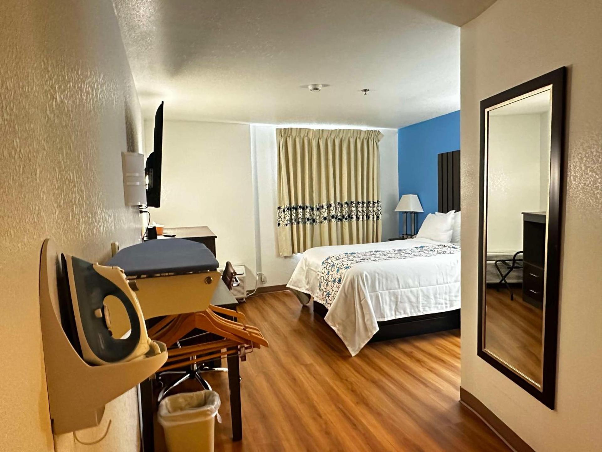 SureStay Plus Hotel by Best Western Niagara Falls East photo 17